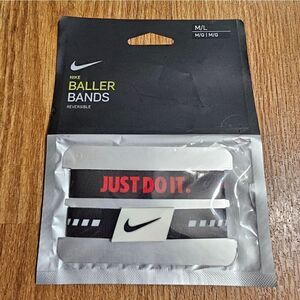 Nike Baller Bands Wristbands Black Red White Swoosh Logo Unisex Medium Large New